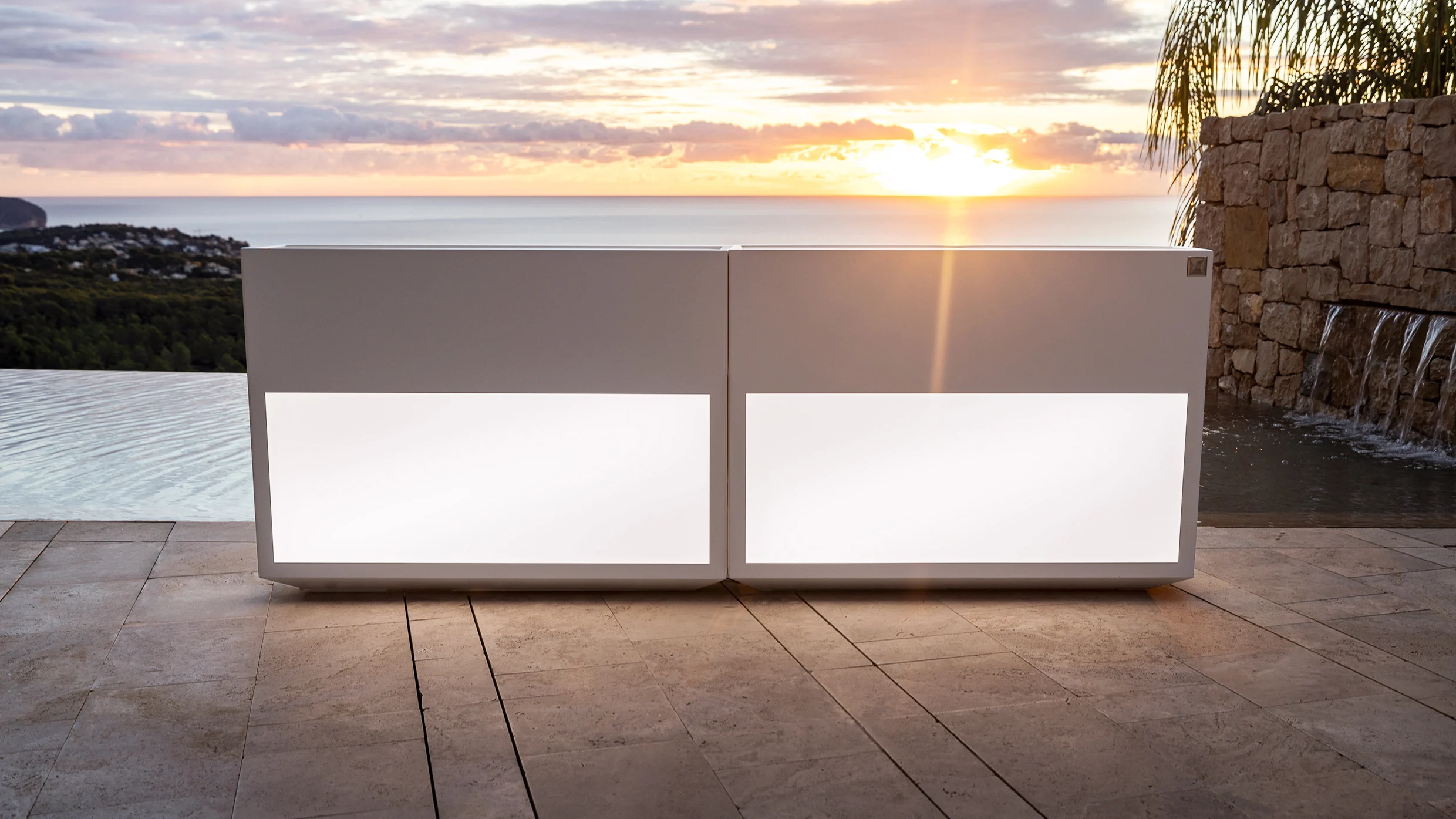 macetas con luz para exterior
