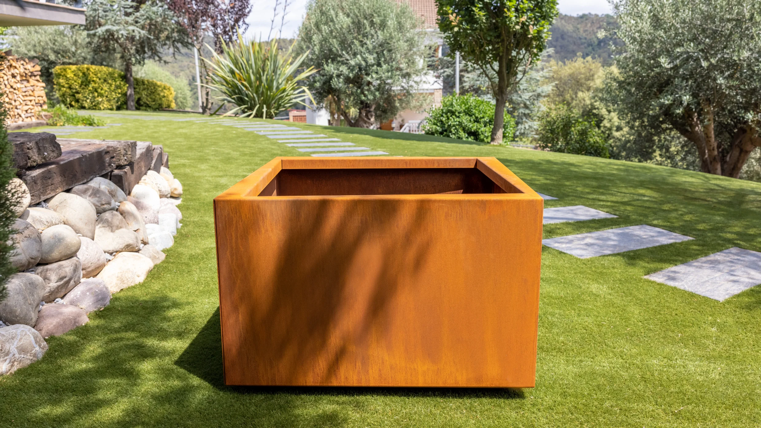 macetero acero corten
