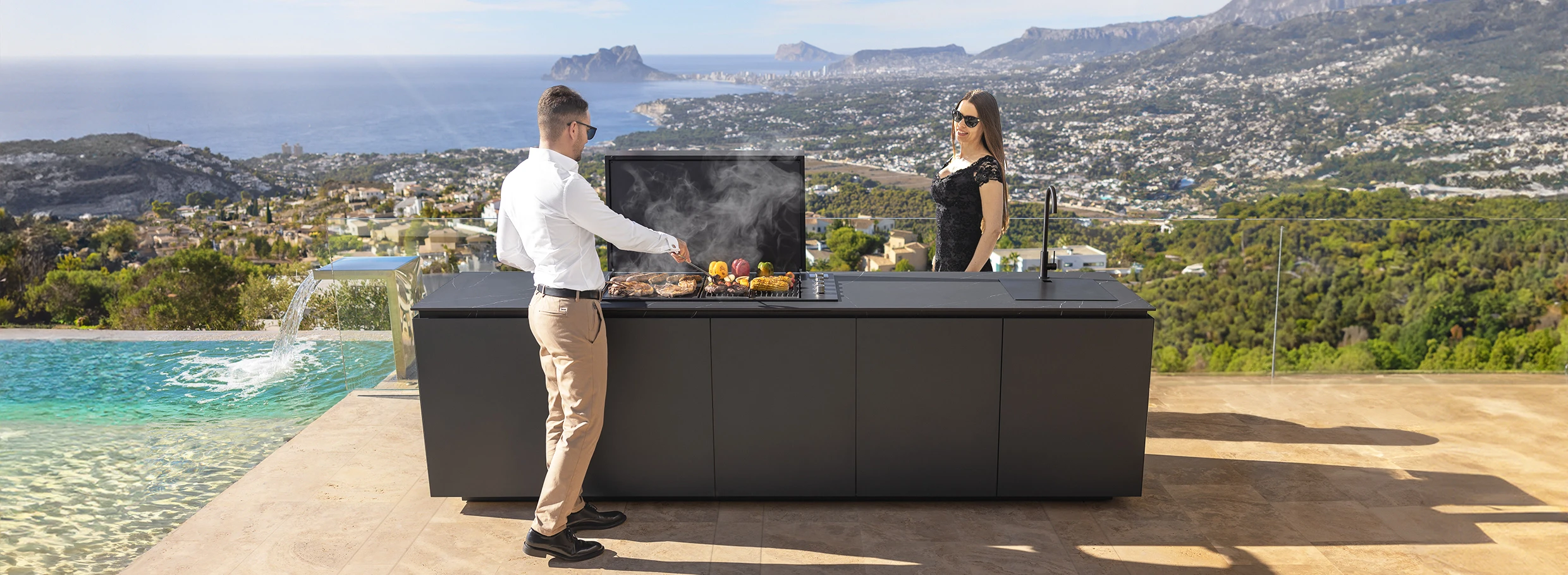 cocina exterior de lujo