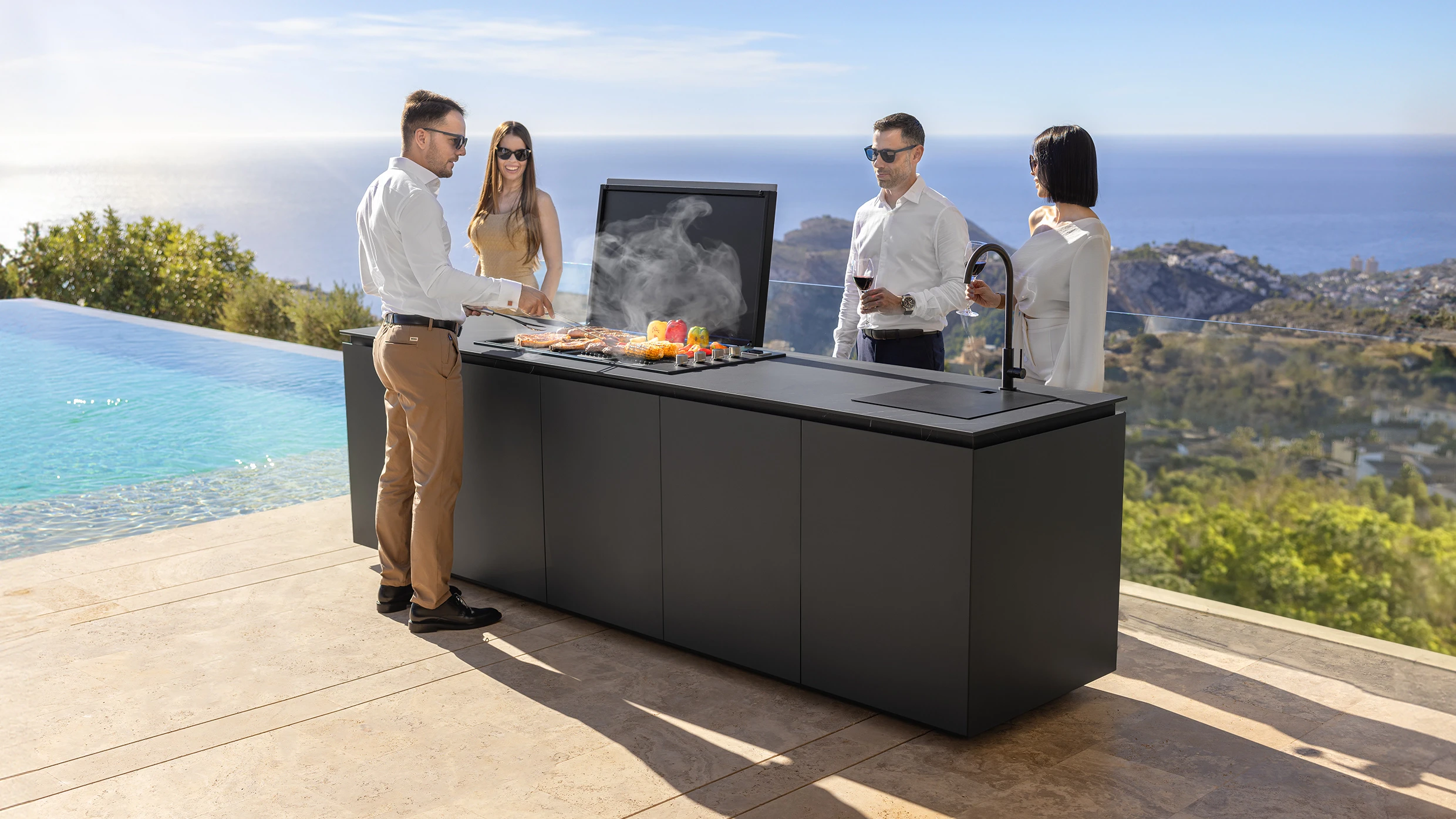 cocina exterior de lujo
